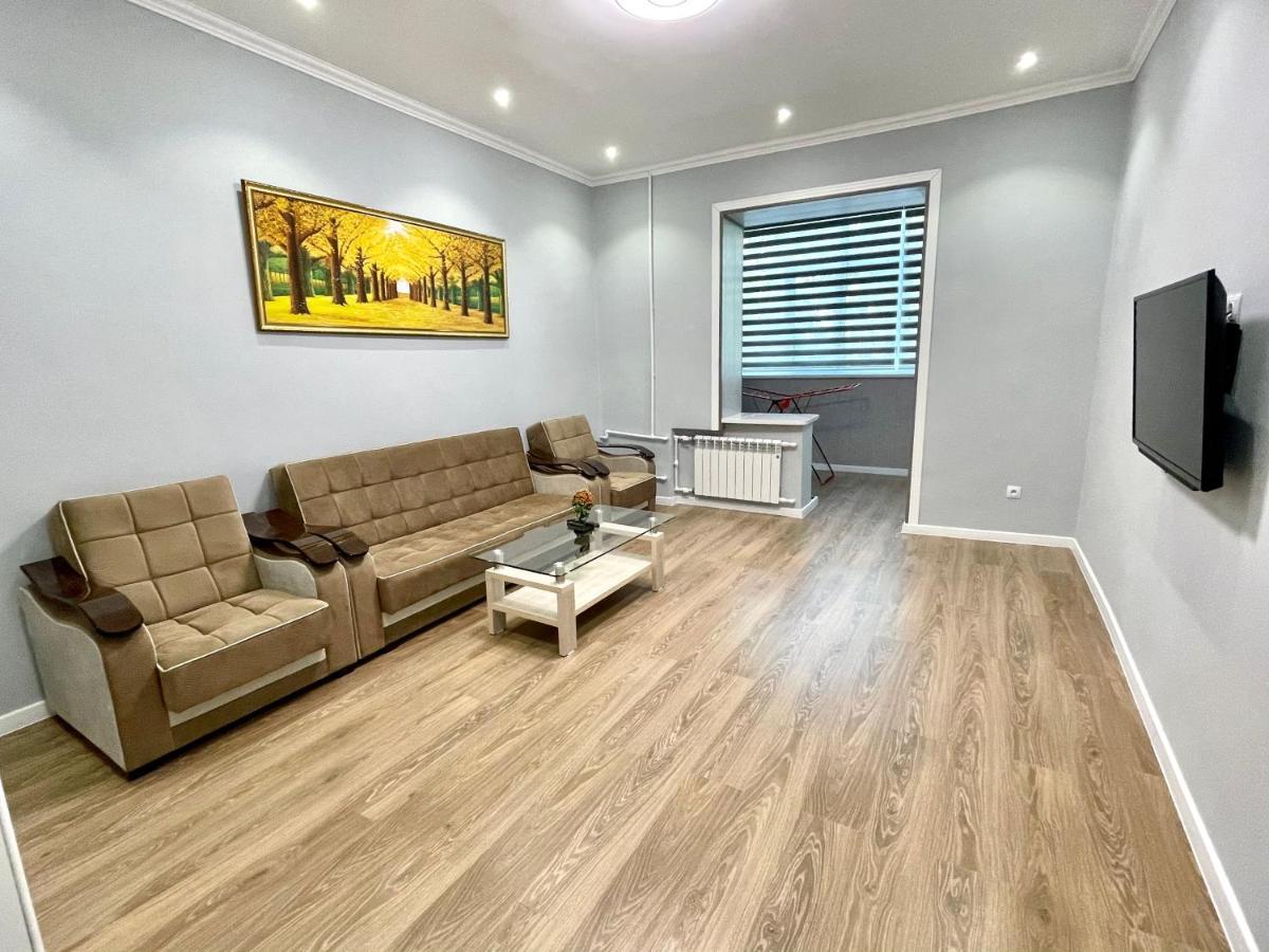 Amir Temur Apartment In Center After Renovation Tasjkent Eksteriør bilde